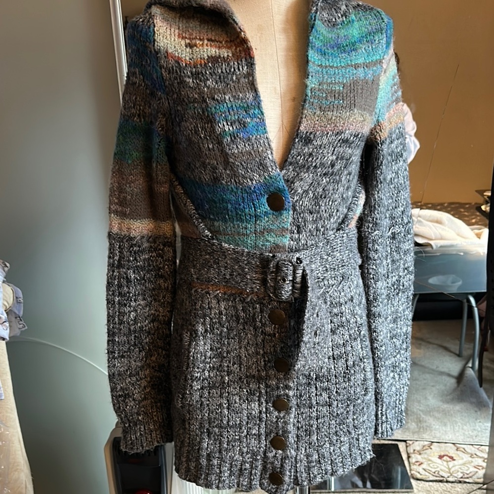 Gray and Blue Midi Dress with Elegant Design